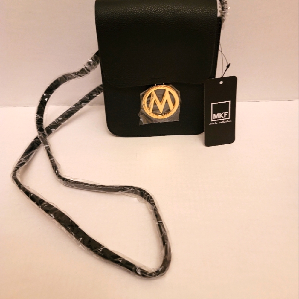 Mia K collection shoulder bag. New with tags.